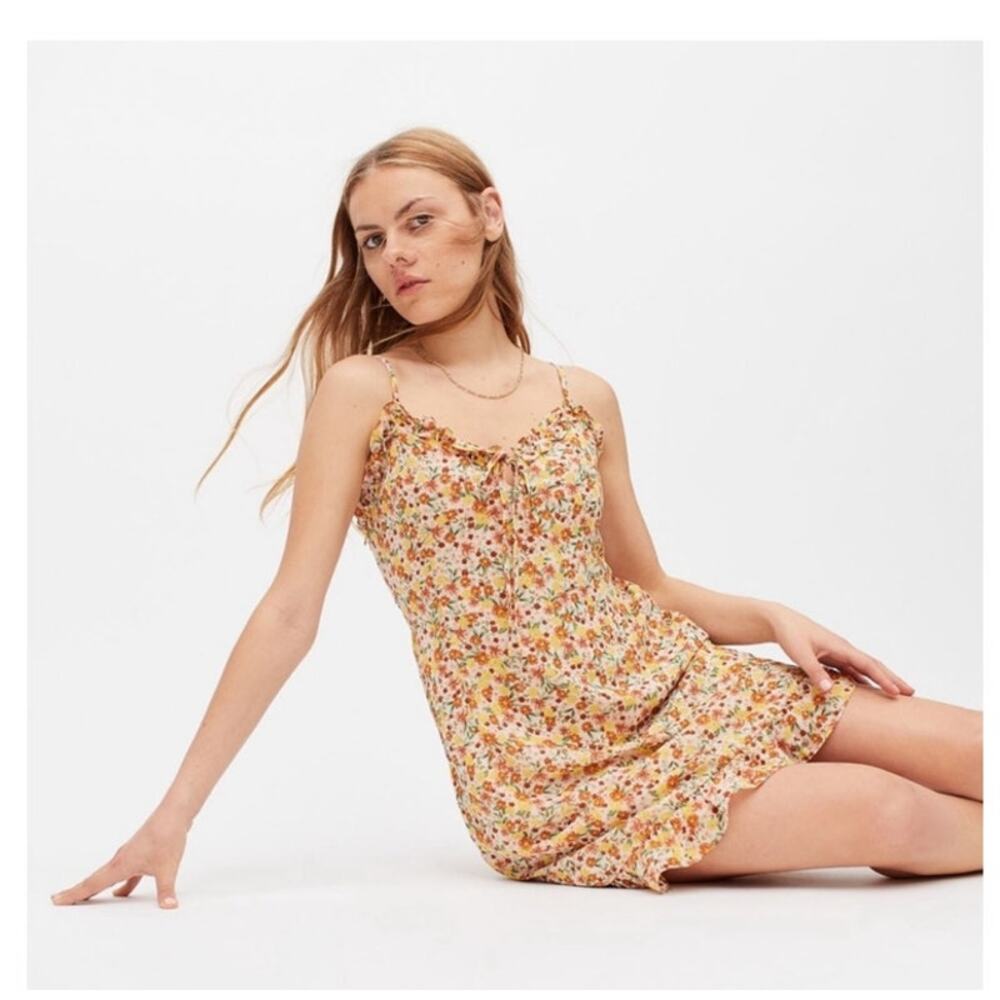 EUC Urban Outfitters Forum Sweetheart Tie Shoulder Mini Dress Floral Small